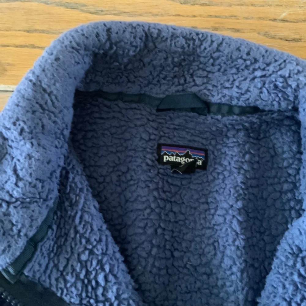 PATAGONIA bluefleece vest with pockets/nice condition/kids M (10) - Picture 6 of 7